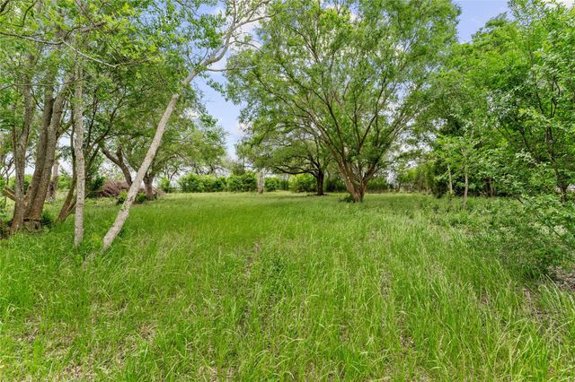3325 Fm 360 Road, Rosenberg, TX 77471