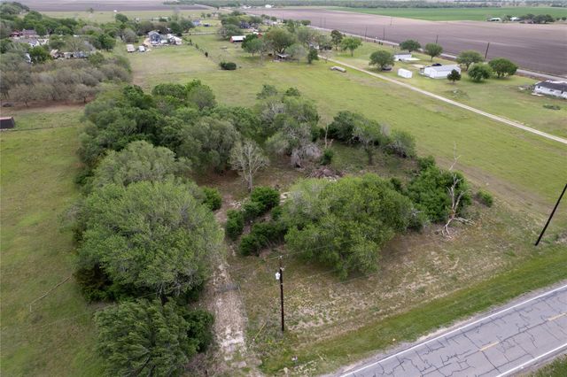 3325 Fm 360 Road, Rosenberg, TX 77471
