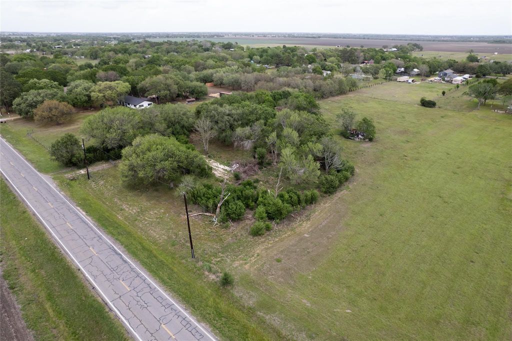 3325 Fm 360 Road, Rosenberg, TX 77471