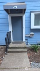 29 146th Avenue SE #C3, Bellevue, WA 98007