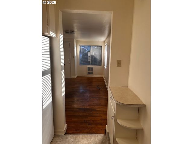 1197 W 11TH Ave, Eugene, OR 97402