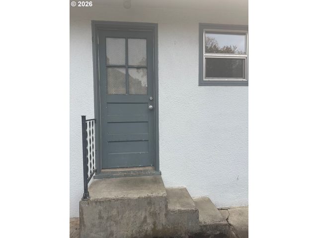 1197 W 11TH Ave, Eugene, OR 97402