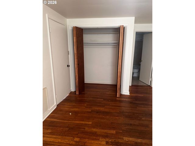 1197 W 11TH Ave, Eugene, OR 97402