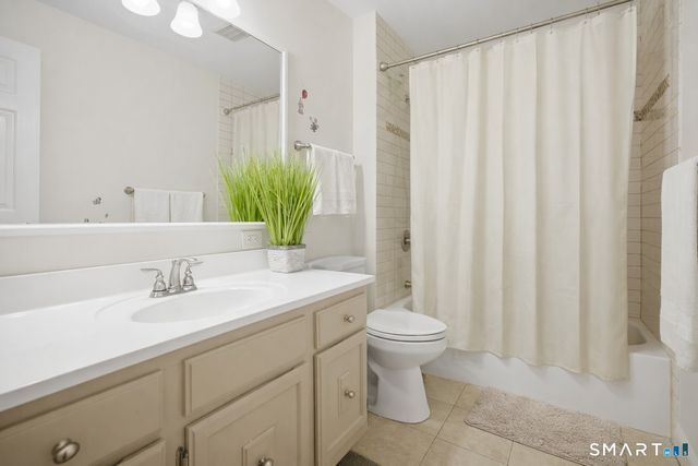 3977 Park Avenue 3977, Fairfield, CT 06825