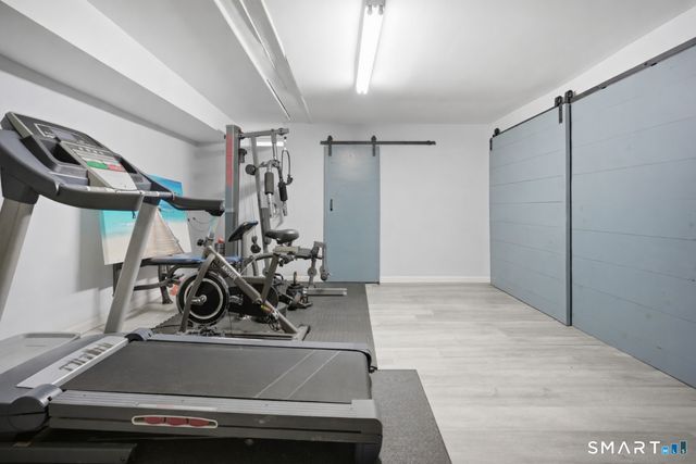 3977 Park Avenue 3977, Fairfield, CT 06825