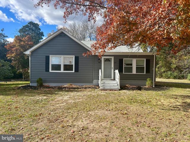 104 N WEST AVE, Minotola, NJ 08341