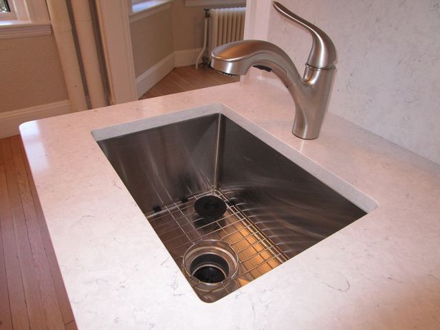 122 Riverway 5, Boston, MA 02215