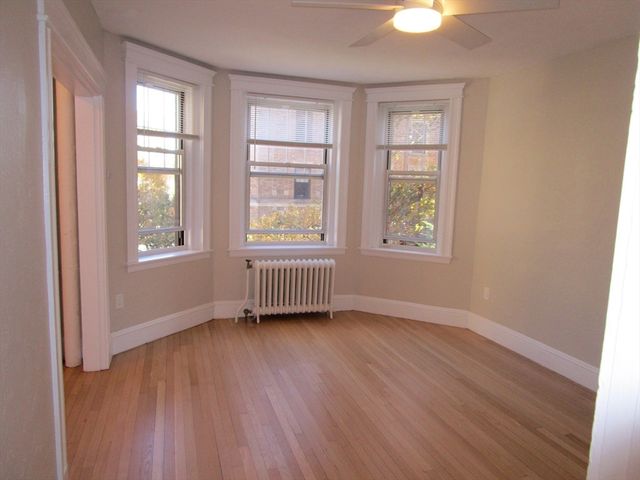 122 Riverway 5, Boston, MA 02215