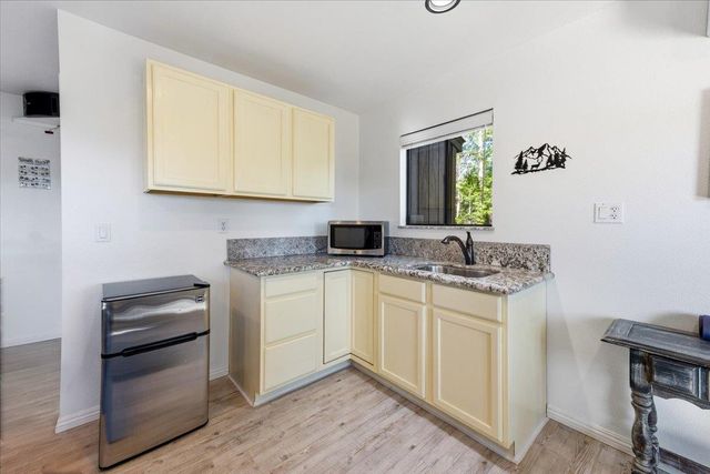 23420 State Highway 20, Nevada City, CA 95959
