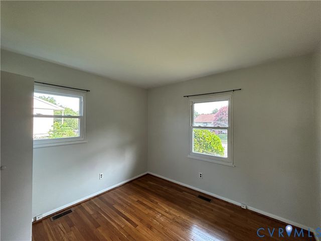 5305 Stokes Ln, Richmond, VA 23226