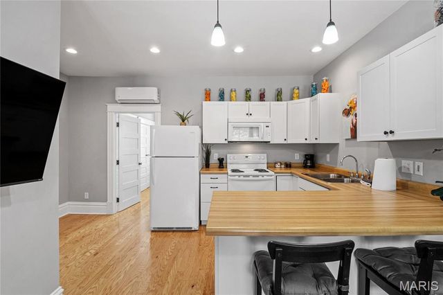 3659 S Broadway 2660-3663-3665, St Louis, MO 63118