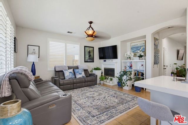 28937 Mirada Circulo, Valencia, CA 91354