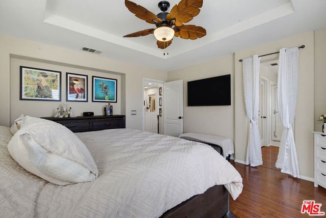 28937 Mirada Circulo, Valencia, CA 91354