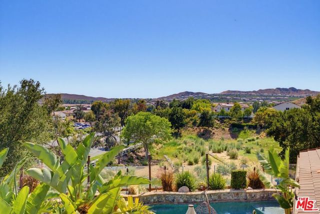 28937 Mirada Circulo, Valencia, CA 91354