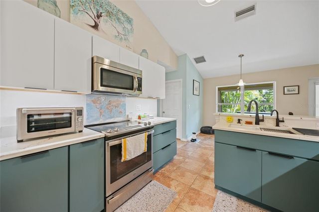 2666 BARRY ROAD, North Port, FL 34286