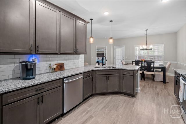 279 Hammock Drive, Richmond Hill, GA 31324