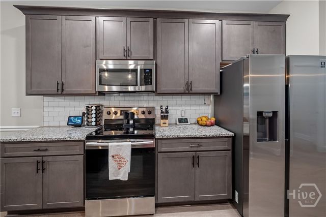 279 Hammock Drive, Richmond Hill, GA 31324