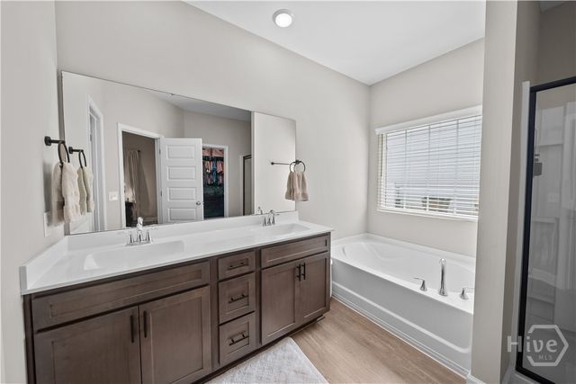 279 Hammock Drive, Richmond Hill, GA 31324