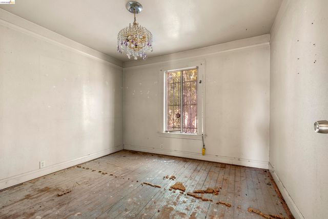 464 42Nd St, Oakland, CA 94609