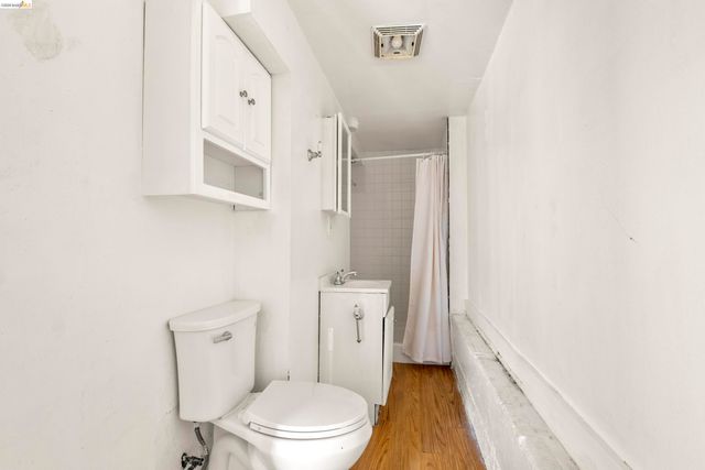 464 42Nd St, Oakland, CA 94609