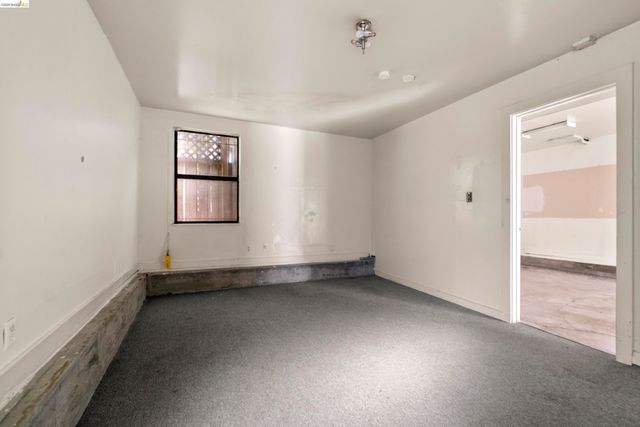 464 42Nd St, Oakland, CA 94609