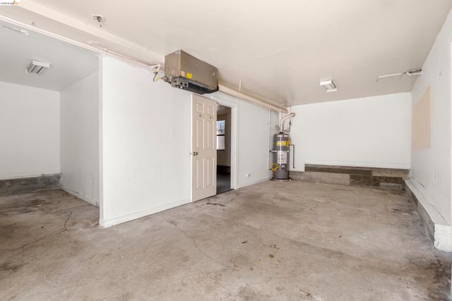 464 42Nd St, Oakland, CA 94609