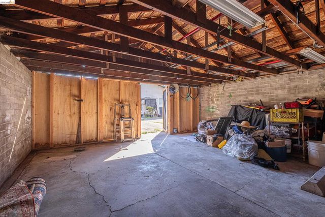 464 42Nd St, Oakland, CA 94609