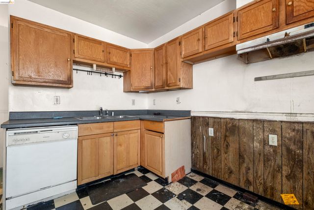 464 42Nd St, Oakland, CA 94609