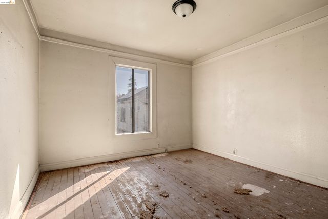 464 42Nd St, Oakland, CA 94609