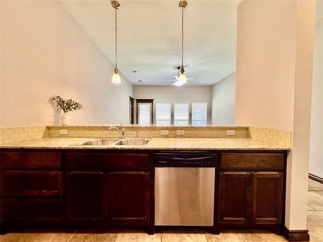 18123 Manera Way, Edmond, OK 73012