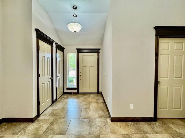 18123 Manera Way, Edmond, OK 73012