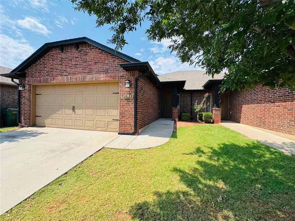 18123 Manera Way, Edmond, OK 73012