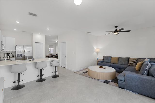 12906 NW 22nd Pl 0, Miami, FL 33167