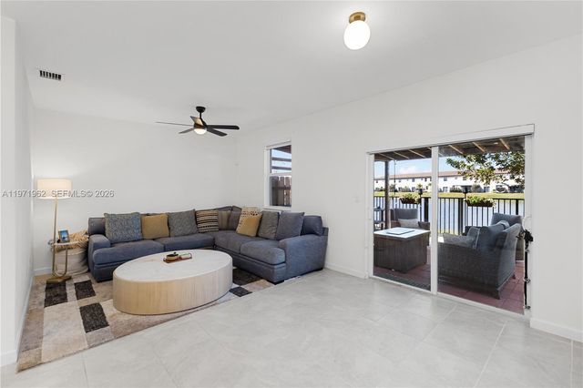 12906 NW 22nd Pl 0, Miami, FL 33167