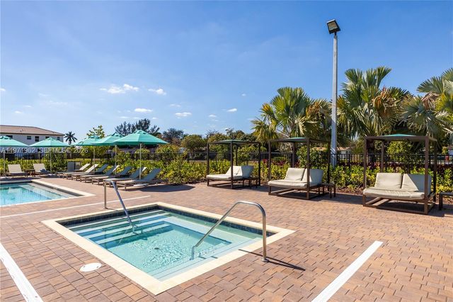 12906 NW 22nd Pl 0, Miami, FL 33167