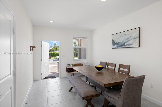 12906 NW 22nd Pl 0, Miami, FL 33167