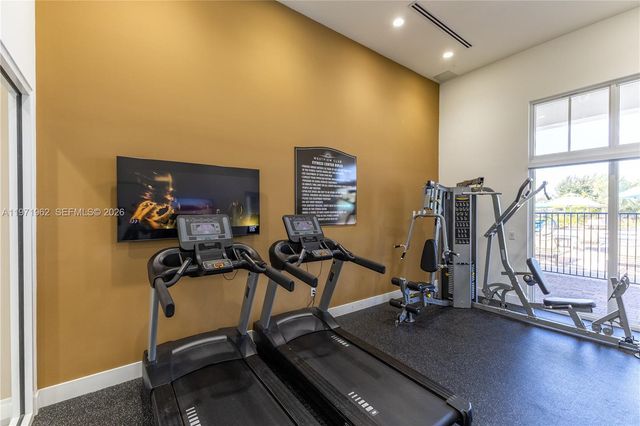 12906 NW 22nd Pl 0, Miami, FL 33167