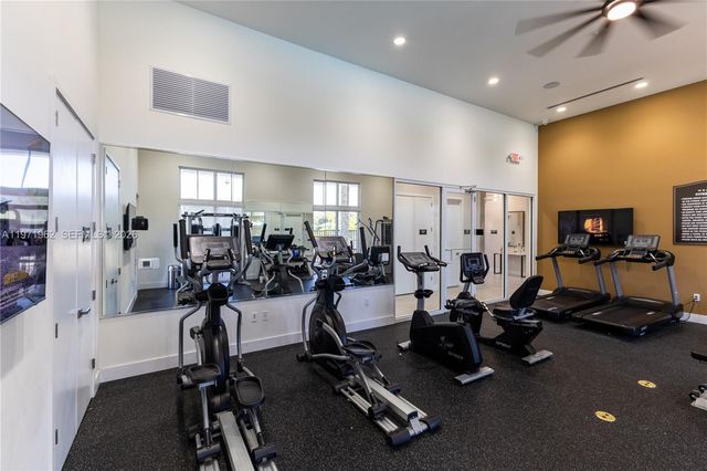 12906 NW 22nd Pl 0, Miami, FL 33167