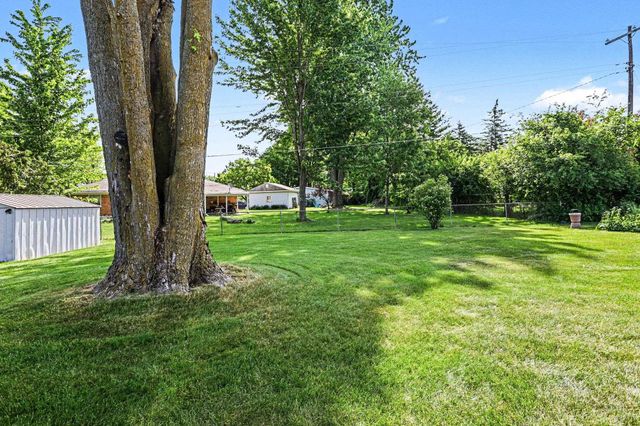 2734 Reppuhn Drive, Saginaw, MI 48603