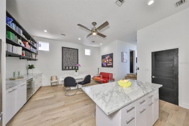 3012 W BARCELONA STREET 7, Tampa, FL 33629