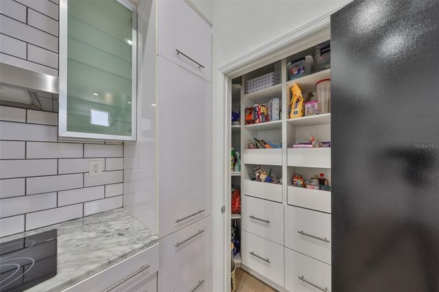 3012 W BARCELONA STREET 7, Tampa, FL 33629