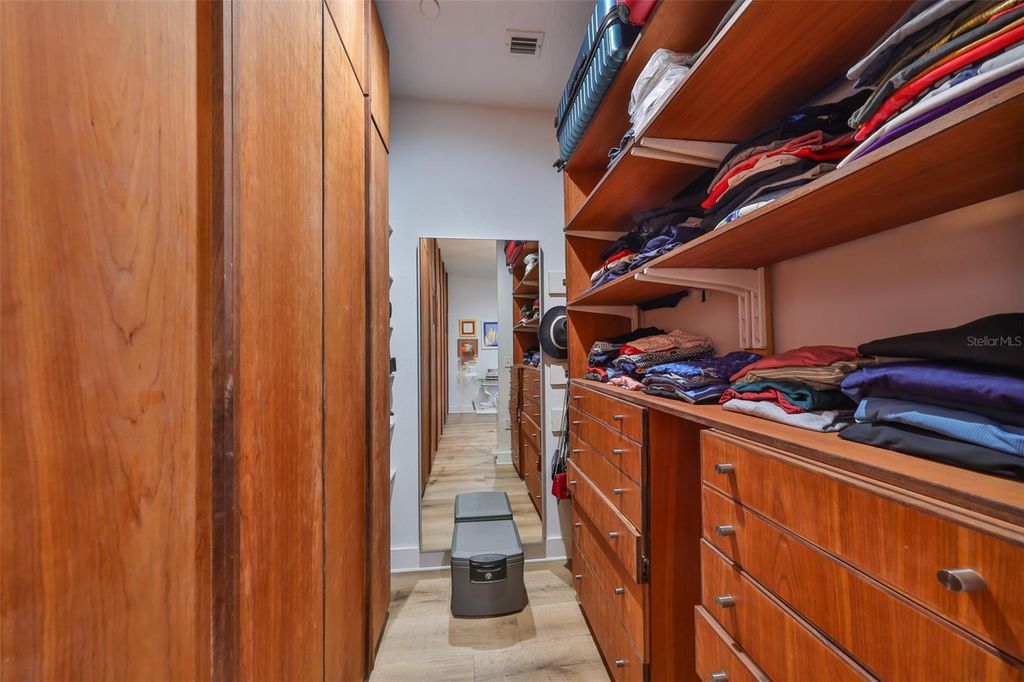 Image 26 of property listing at 3012 W BARCELONA STREET 7, Tampa, FL 33629