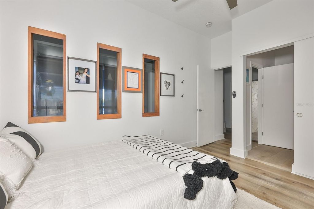 Image 31 of property listing at 3012 W BARCELONA STREET 7, Tampa, FL 33629