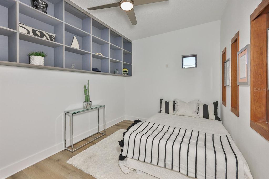 Image 32 of property listing at 3012 W BARCELONA STREET 7, Tampa, FL 33629