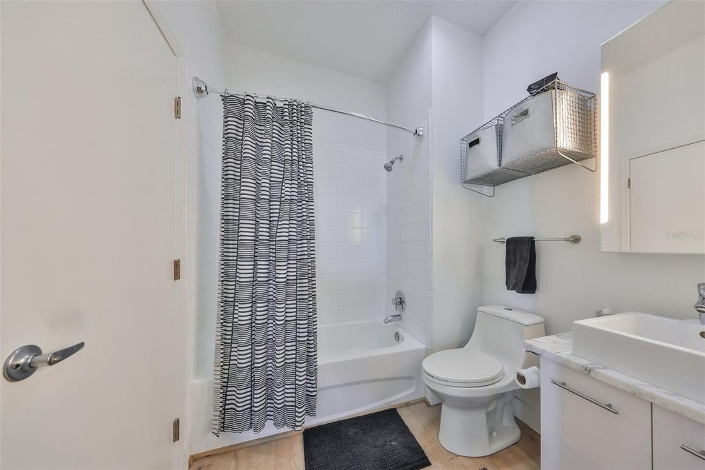 Image 33 of property listing at 3012 W BARCELONA STREET 7, Tampa, FL 33629