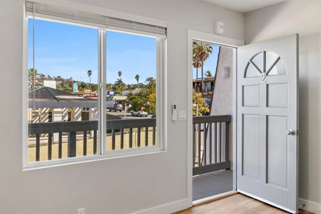 520 Pearl Street 2, La Jolla, CA 92037