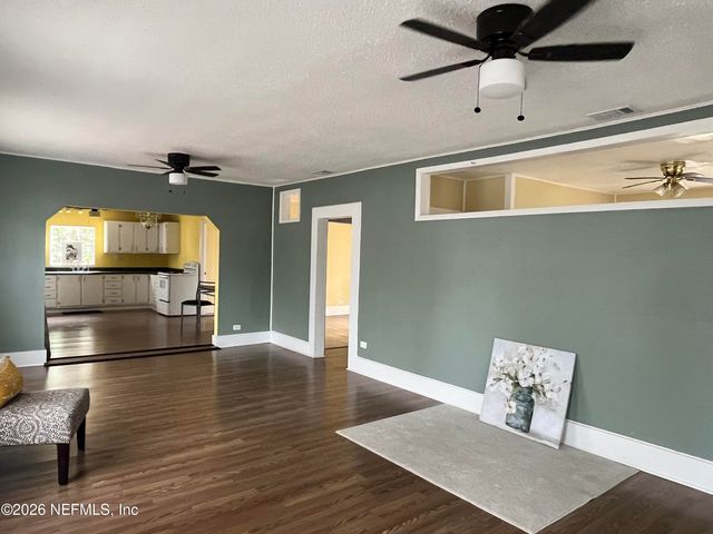 624 N LAKE Street, Starke, FL 32091