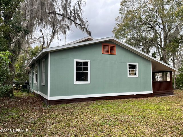 624 N LAKE Street, Starke, FL 32091