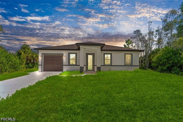 991 Plantation RD, Lehigh Acres, FL 33974
