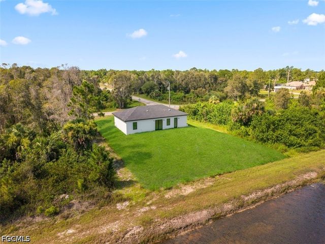 991 Plantation RD, Lehigh Acres, FL 33974